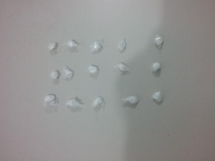 Três pessoas são presas por tráfico de drogas 