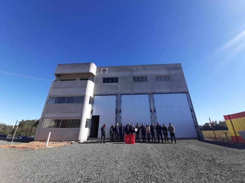 Entregue a ordem de serviço para a última etapa das obras do batalhão dos bombeiros de Içara