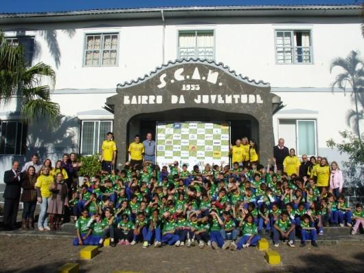 Bairro amplia prática esportiva