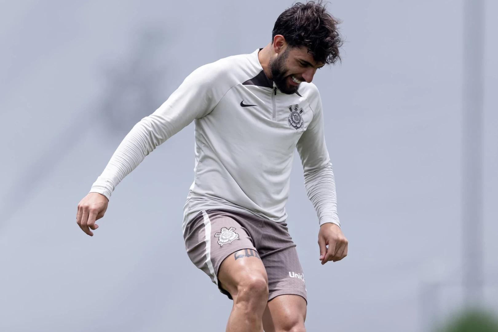 Yuri Alberto inicia fase de transição e pode atuar contra o Criciúma