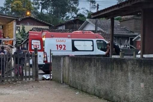Briga de casal termina em morte por esfaqueamento em Lauro Müller