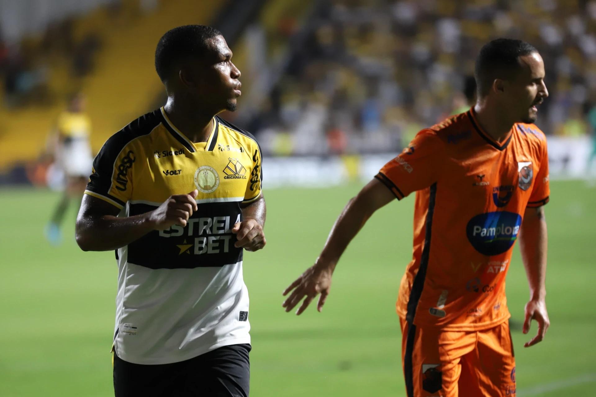 Criciúma fará jogo-treino com adversário do Catarinense durante a pré-temporada