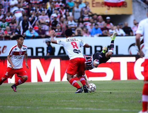 Tigre cai uma posição e fica a seis pontos do G-4
