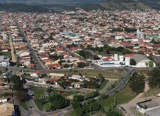 Prefeitura de Capivari de Baixo rescinde contrato com empresa e cancela concurso público