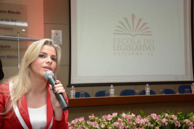 Câmara de Vereadores lança projeto Escola do Legislativo de Criciúma