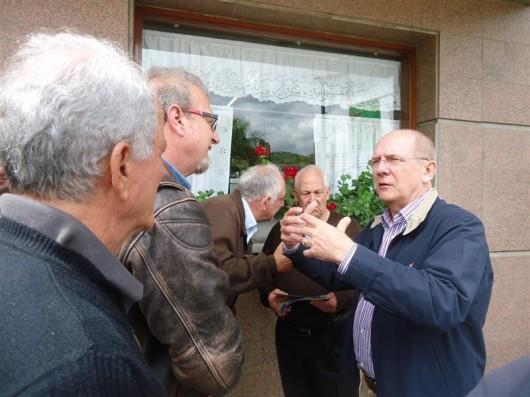 Bauer, Fornasa e Arnon fazem caminhada em Urussanga
