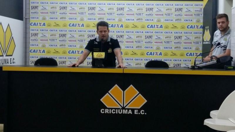 Argel determina três vitórias para o Tigre escapar da zona de rebaixamento