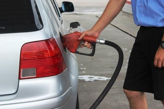 Gasolina: pela 8ª semana sobe preço médio nos postos de combustíveis