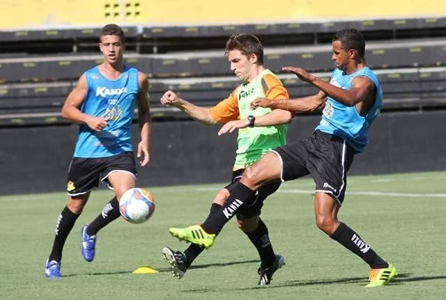 Em clássico cercado de mistério, Criciúma e Figueirense duelam no Majestoso
