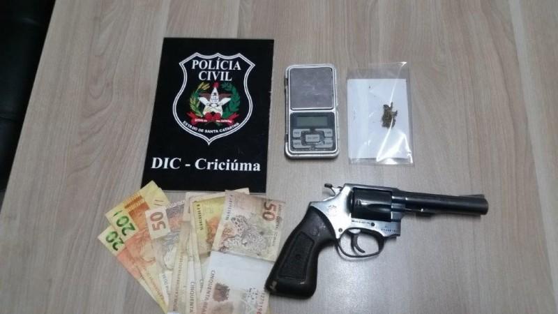 DIC prende traficante e apreende arma