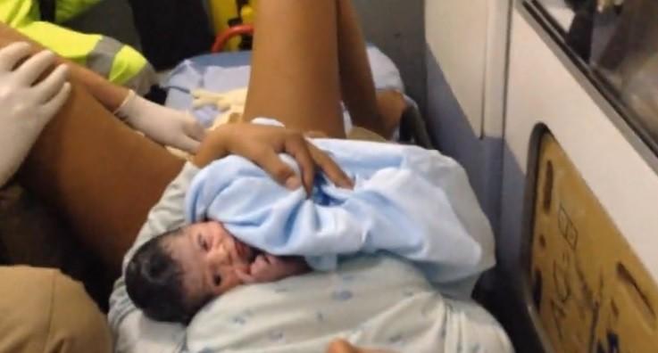 Policial rodoviário realiza parto de adolescente