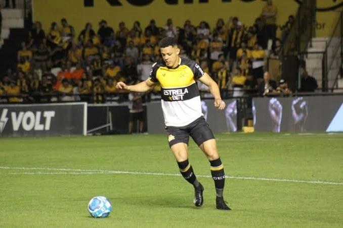 Ex-zagueiro do Tigre é anunciado por clube da Série B