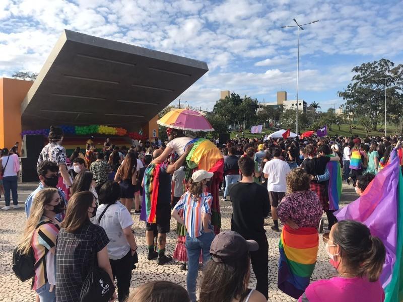 Parada LGBTQIA+ de Criciúma chega a 4ª edição neste domingo