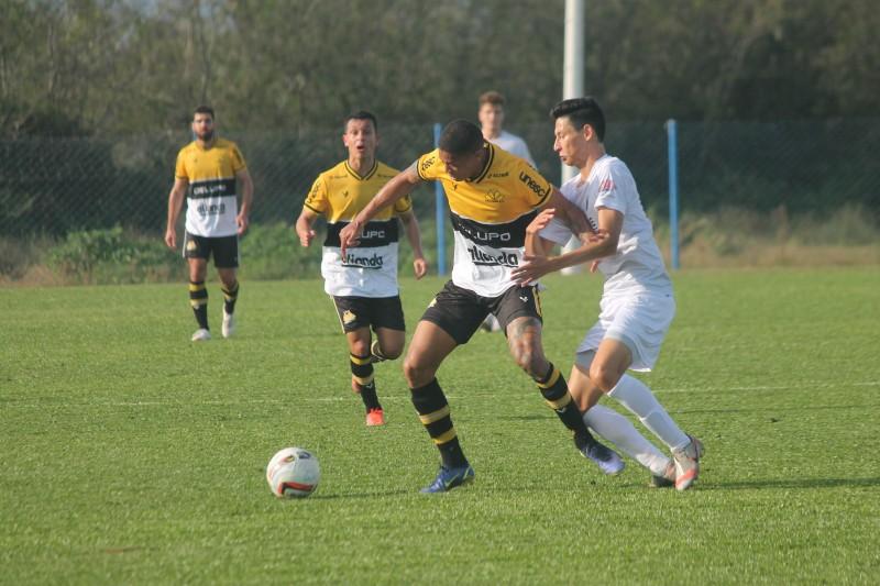 Criciúma sai atrás no placar, consegue a virada, mas cede o empate contra Guarani de Palhoça