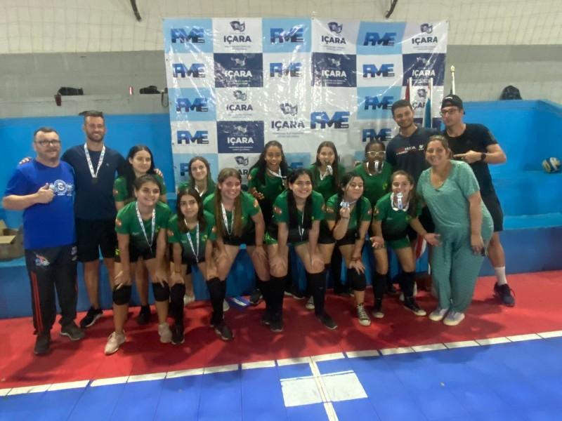 Escola Maria da Glória é a campeã do vôlei feminino no Joesi