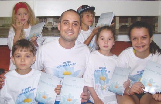 Administrador lança livro e doa renda das vendas ao Hospital São José