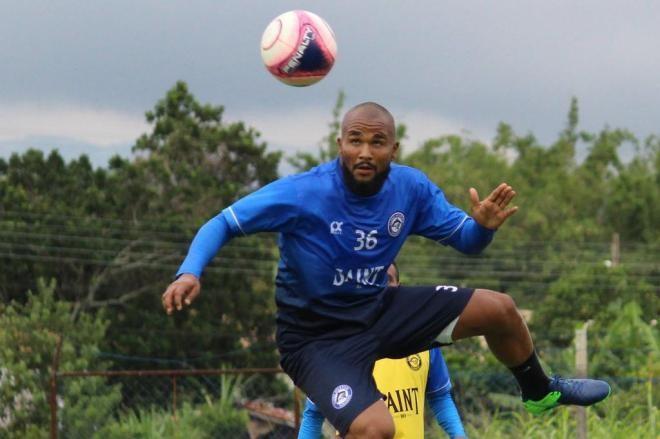 Depois de Nícolas, Tigre contrata volante Liel