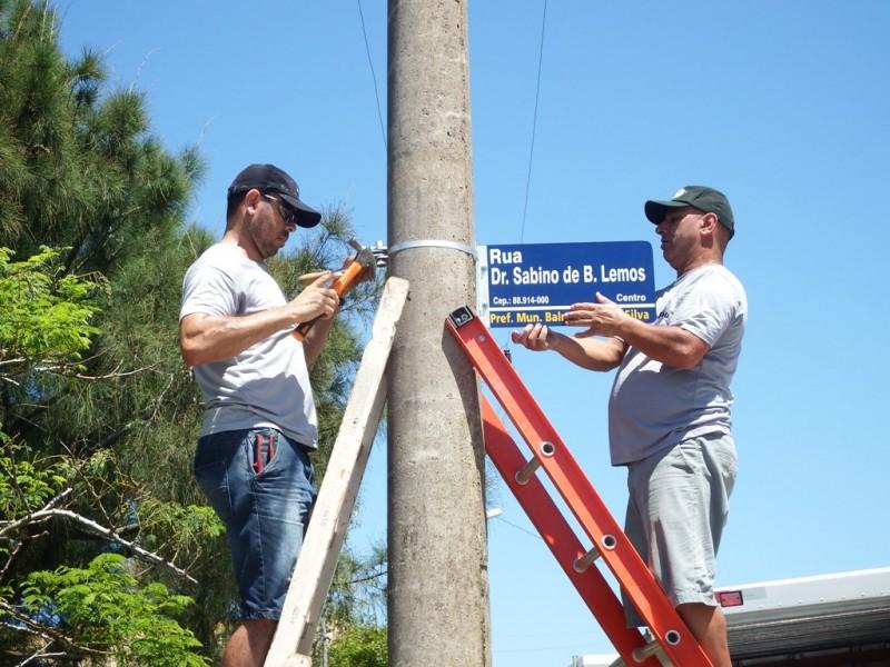 Placas com nomes das ruas começam a ser colocadas no Arroio