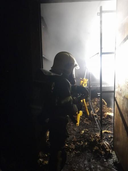 Estufa de fumo pega fogo em Turvo