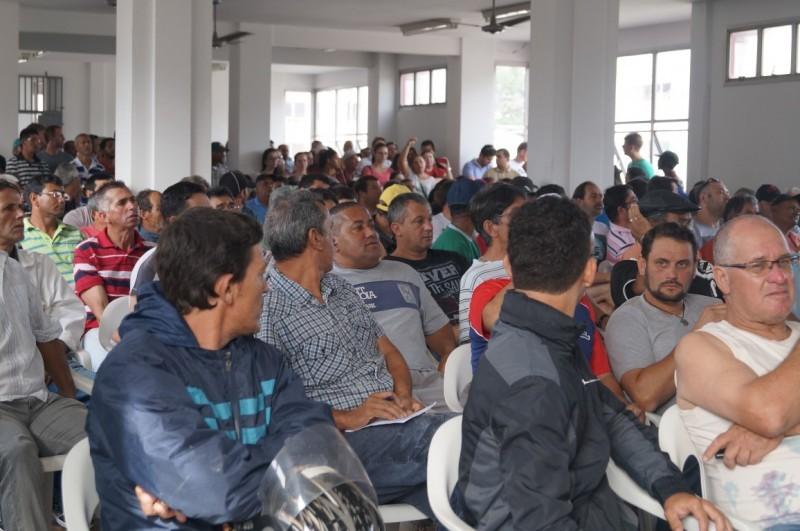 Trabalhadores da Criciúma Construções se reúnem nesta sexta-feira 