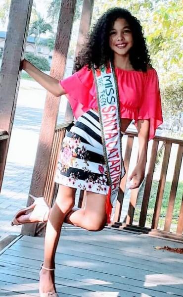De Siderópolis, a miss Eco Pré-Teen de Santa Catarina precisa de ajuda
