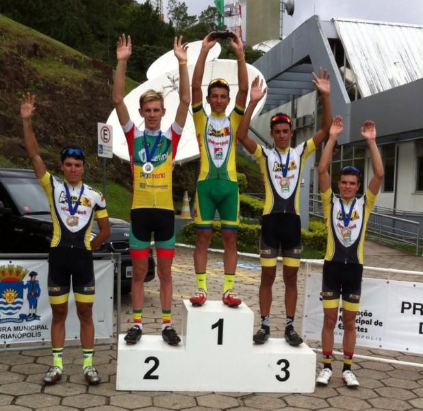  Ciclismo criciumense garante pódio na Capital
