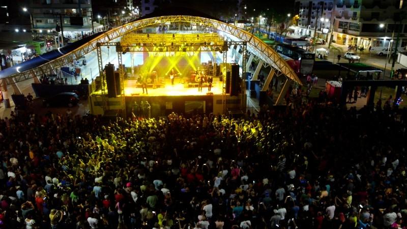 Sábado tem show nacional com Chimarruts em Balneário Arroio do Silva