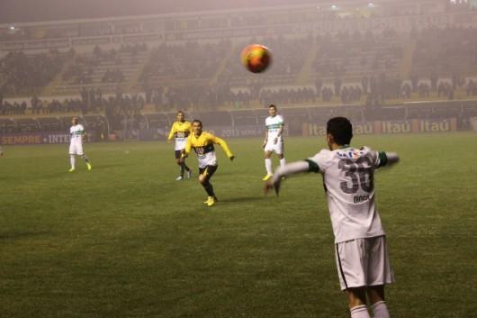 Acompanhe conosco o minuto a minuto de Criciúma 2 x 1 Coritiba