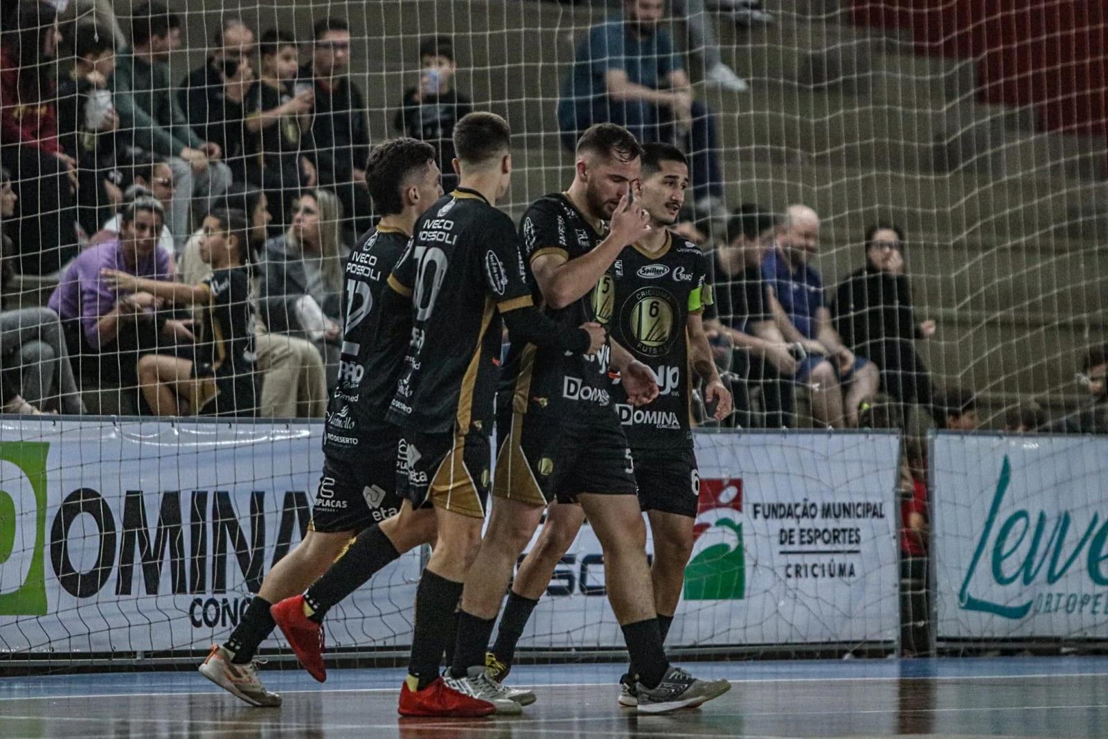 Com jogos pela Copa SC e Catarinense, ACF tem agenda cheia nesta semana
