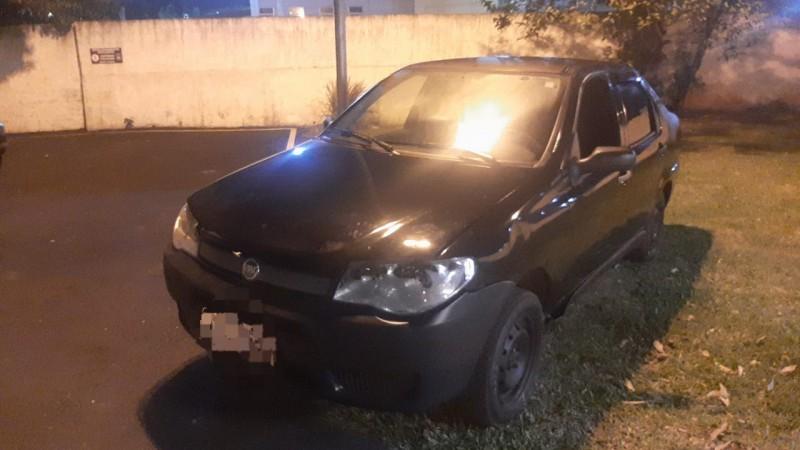 Adolescente foge de abordagem policial conduzindo veículo em Criciúma 