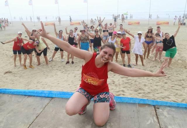 Esporte e Verão Sesc oferece atividades na praia