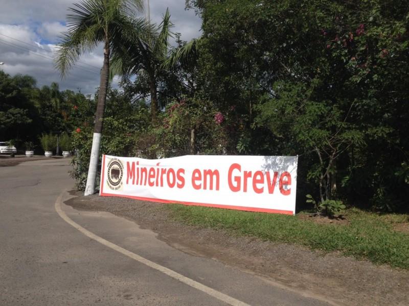 Mineiros iniciam greve nesta quarta-feira 