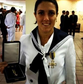 Triatleta da FME Criciúma recebe medalha 