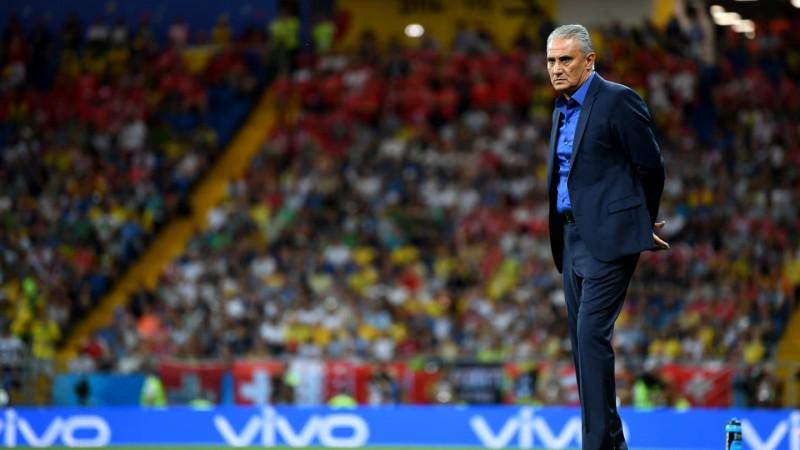 Tite lamenta falta de pontaria e evita analisar atuação da arbitragem