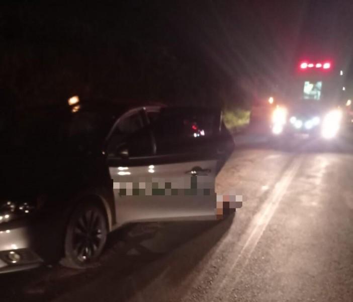 Taxista de 56 anos é encontrado morto em veículo de trabalho
