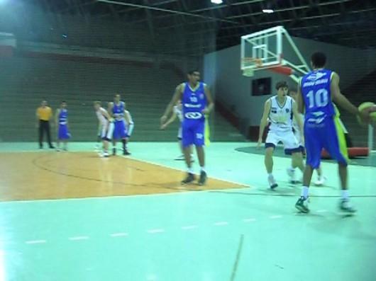 Bom momento do basquete de Criciúma