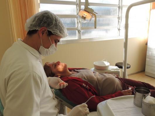 População de Urussanga recebe próteses dentárias gratuitas
