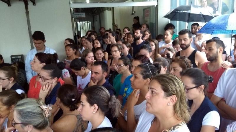 Justiça garante que Ideas assuma, mas funcionários resistem