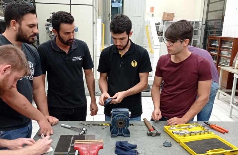Aulas alinhadas com a indústria são foco em Engenharia Mecatrônica