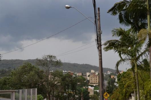 Ventania antecede chuva prevista para a região Sul