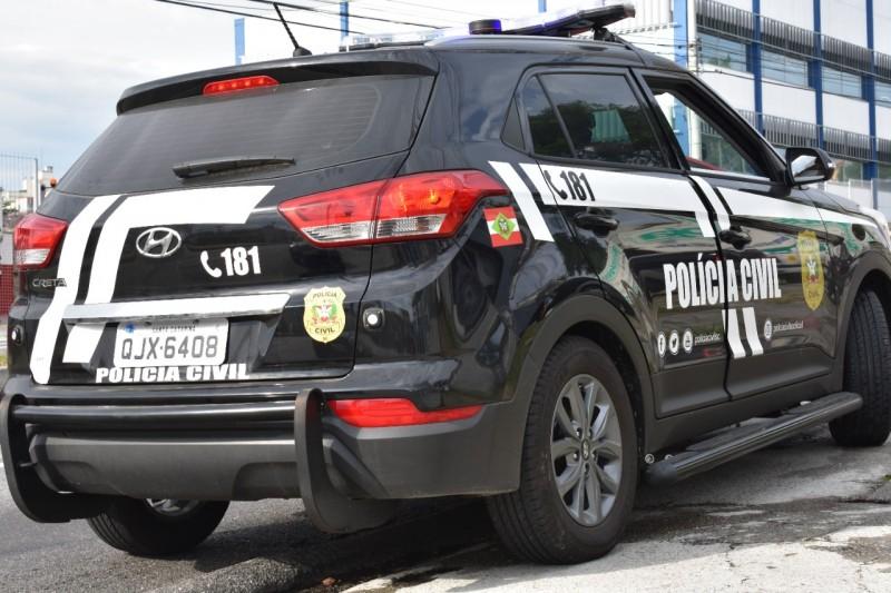 Adolescente desaparecida em Imbituba é encontrada pela DIC na casa do namorado em Laguna 