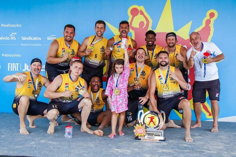 Criciúma leva taça no handebol masculino em etapa final do Circuito Sesc