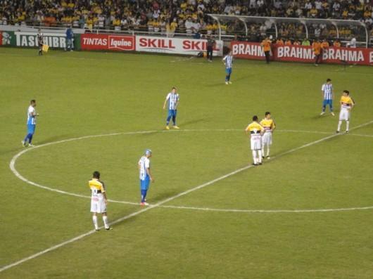Jefferson Schimidt comanda Criciúma e Avaí