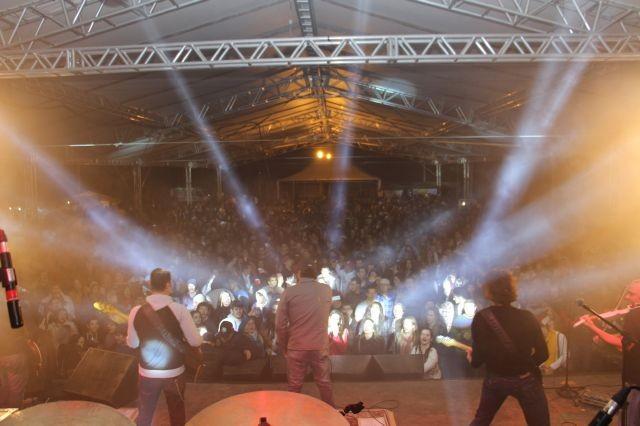 Shows e danças marcam o primeiro dia do Festival de Inverno