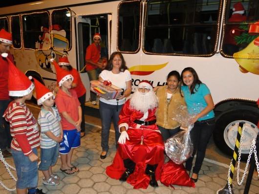 Papai Noel também usa transporte coletivo