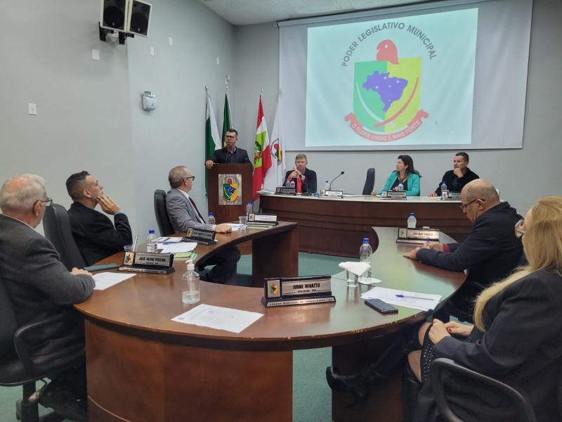 Proposta de incentivo à construção ou reforma de calçadas é apresentada em Forquilhinha