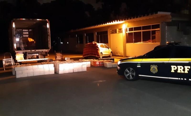 PRF apreende quase 1,5 mil garrafas de vinhos importados irregularmente na BR-101