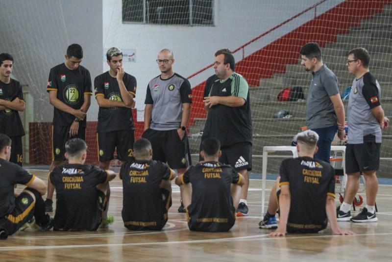 Futsal masculino de Criciúma inicia pré-temporada