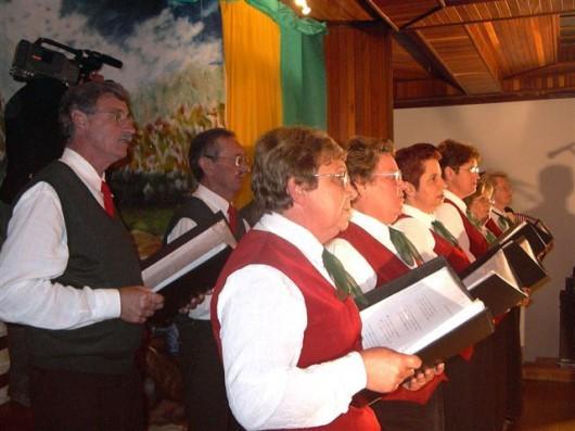 Cocal do Sul comemora emancipação com festival de canto