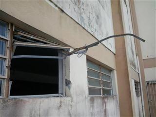Vândalos arrombam sala de catequese na Santa Luzia
